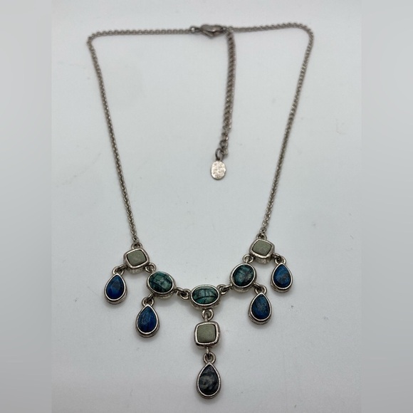 LC Liz Claiborne Silver Tone & Blue Green Stone Egyptian Necklace 17” + 3.5” Ext - Picture 10 of 10